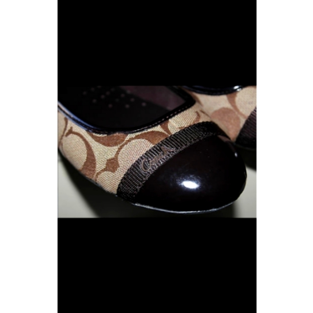 COACH CECILE SIG C FLAT SHOES SIZE 5 - Picture 4 of 16